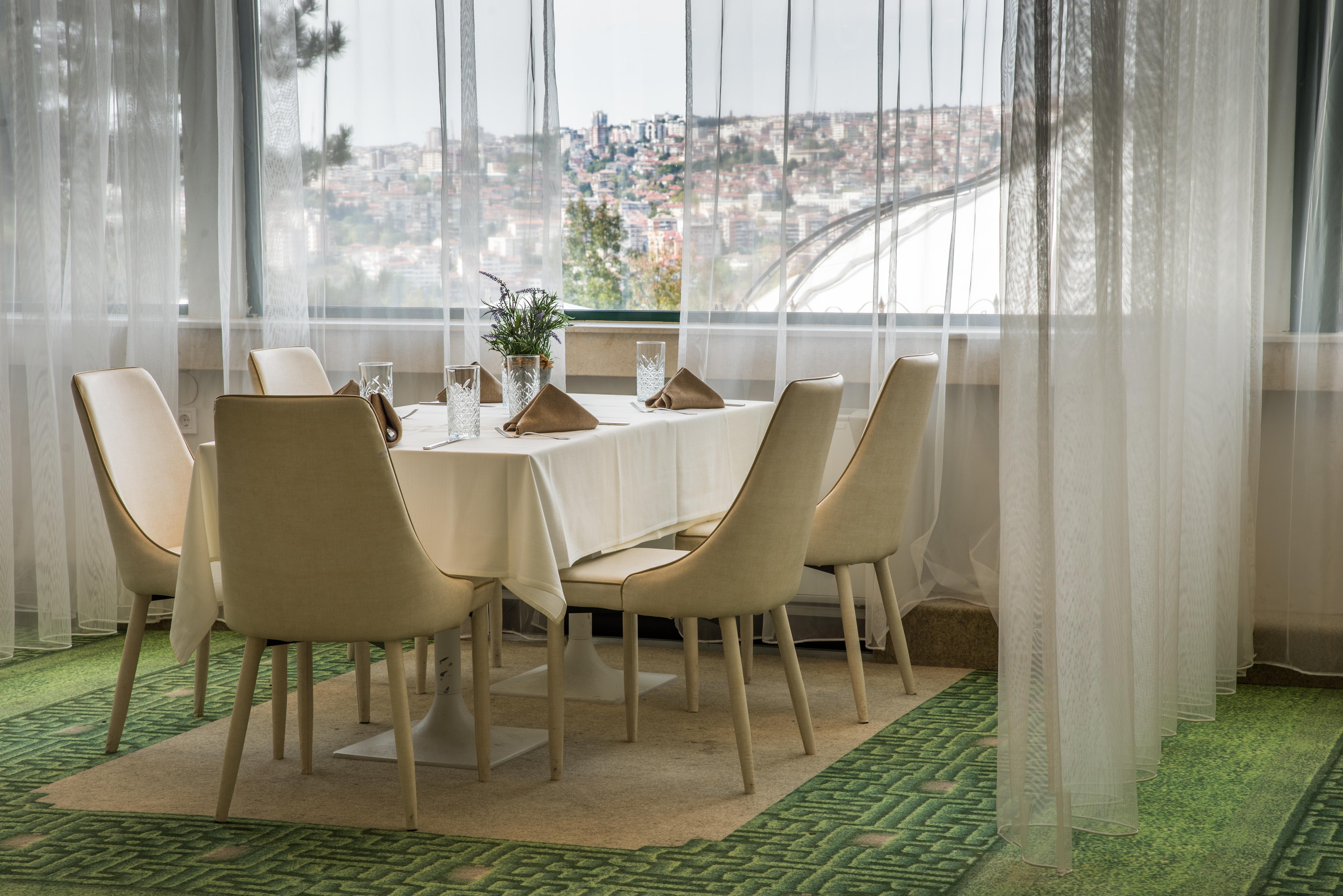 Park Hotel Raya Garden - Free Parking Велико-Тирново Екстер'єр фото