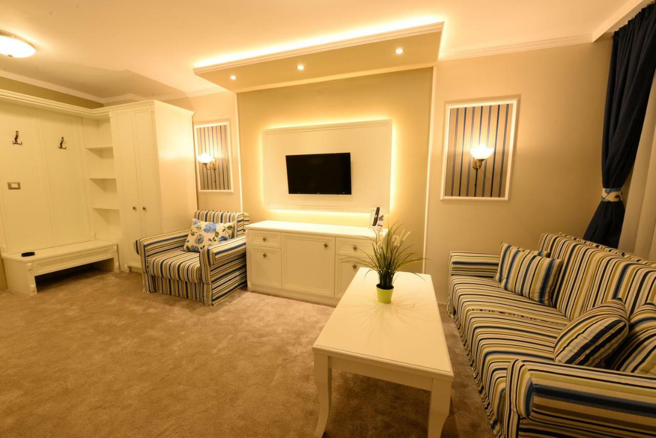 Park Hotel Raya Garden - Free Parking Велико-Тирново Екстер'єр фото